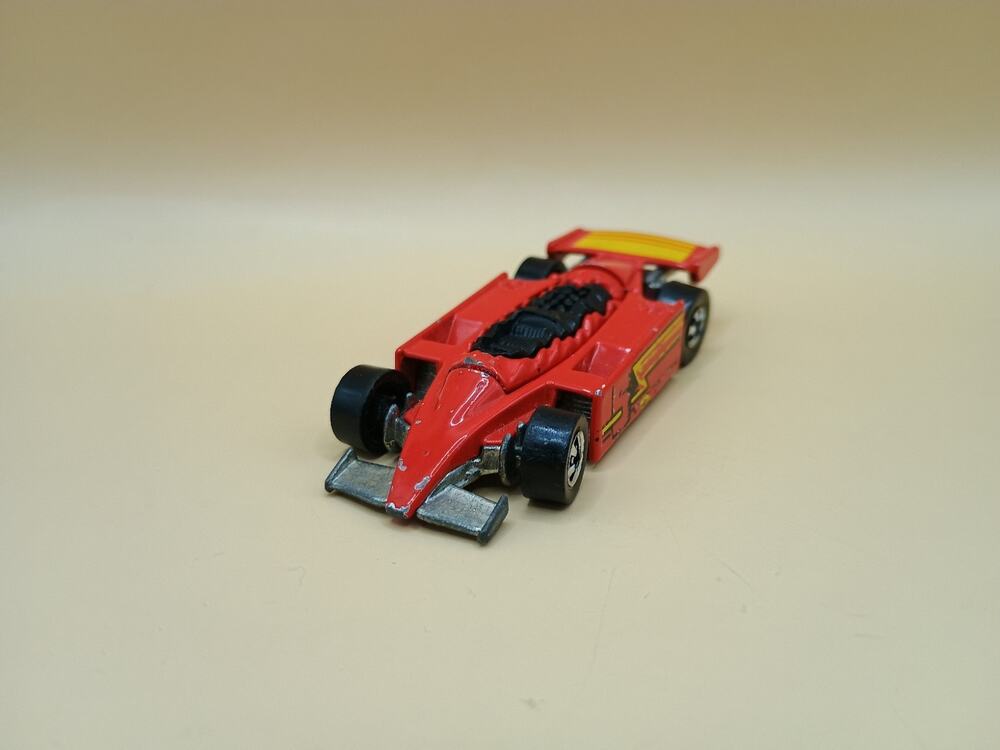 Hot Wheels - Crack-Ups - Deformula 1 - Thunderstreak (loose)